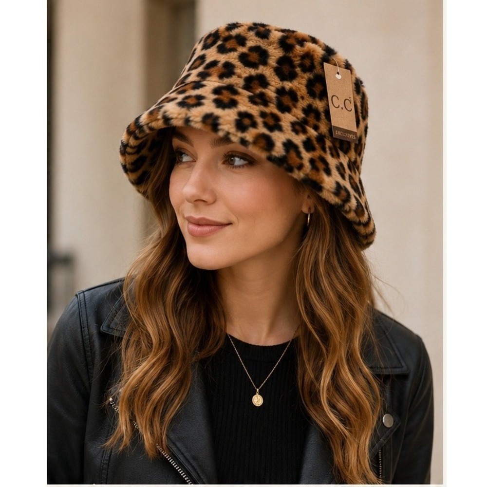 C.C Exclusives Bucket Hat Womens OS Mob Wife Leopard Print Faux Fur Winter Plush